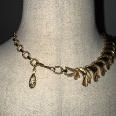 VTG FRANCOIS by CORO Leaf Pattern Gold Tone Bracelet Earrings Necklace Set READ