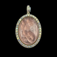 Medieval Retro Vintage Light Luxury Cute Mermaid Series Oval Magnetic Pendant