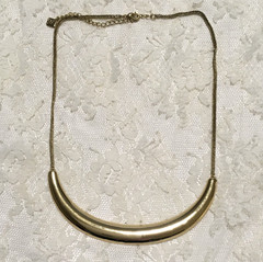 Vintage Banana Republic Chain Necklace Gold Tone Curved Bar Statement Mod