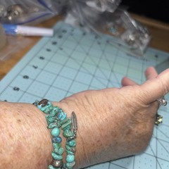 VINTAGE Blue Turquoise & Silver Coil Bracelet One size fits all-FREE SHIPPING