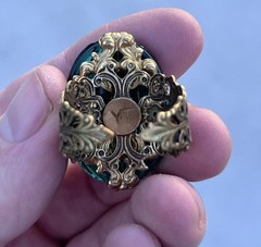 Vintage Emerald Green Glass Ribbed Cabochon Brass Filligree Ring Sz 10 Art Deco