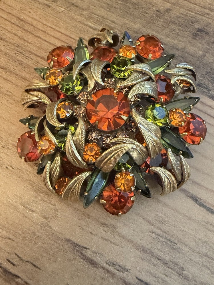 JULIANA D&E DeLizza and Elster brooch green brown antiqued Leaves Gold Book Piec