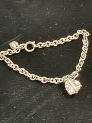 Vintage Bracelet SIGNED JUICY COUTURE Silver tone Chain Crystal Heart Charm 8”