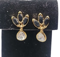 Trifari Clip On Earrings Black & Clear Dangling 1990s Vintage Gold Tone