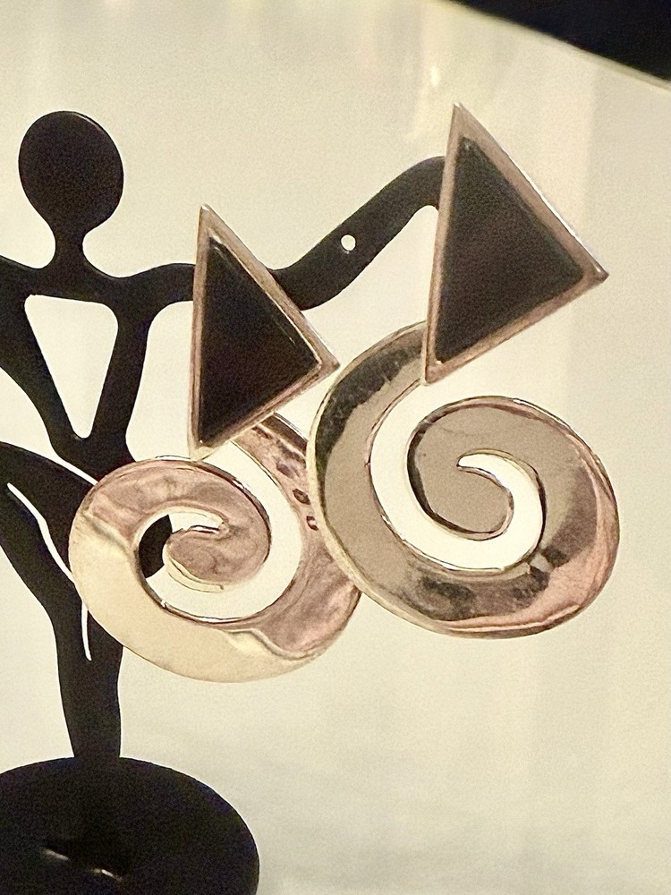 VINTAGE 925STERLING SILVER/BLACK STONE 1.5” DROP DANGLE SPIRAL EARRINGS~13 GRAMS