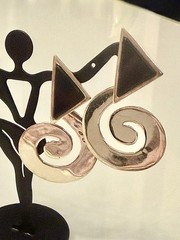 VINTAGE 925STERLING SILVER/BLACK STONE 1.5” DROP DANGLE SPIRAL EARRINGS~13 GRAMS
