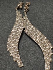 Gorgeous Estate Clear Rhinestone Vintage Runway Earrings