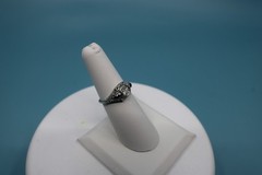 Vintage 18k Diamond and Blue Sapphire Filigree Setting Ring, Size 6