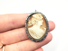 Vintage Victorian Silver Plated Carved Shell Cameo Pin brooch Pendant Jewelry