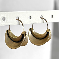 VTG Crescent Hoop Earrings Gold Tone Wire Dangle Pierced Tribal Runway Antiqued