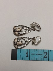VTG. Sterling Wheeler WM Co Black Hills Design Rose Leaves Clip-on Earrings