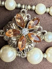 Vintage 1950s Triple Strand Faux Pearl Champagne Rhinestone Statement Choker