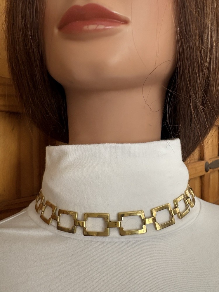 Vintage Unbranded Necklace Distinctive Square Gold Tone Link Design 18 Inches