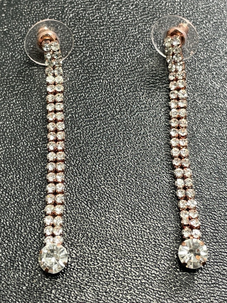 Vintage 2.4” Crystal Rhinestone Rose Gold Colored Metal Dangle Earrings