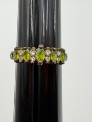 VINTAGE RING MARQUISE-CUT PERIDOT ROUND CUBIC ZIRCONIA GEMSTONES SIZE 7.25