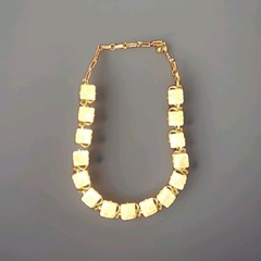 Vintage Coro Pegasus Opal Confetti Thermoset Lucite Cabochon Gold Tone Bracelet