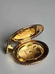 Vintage Porcelain CAMEO Locket Pendant No Chain