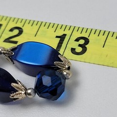 Vintage Royal Blue Lucited Beaded Necklace 26 In Silver-Tone Endless No Clasp