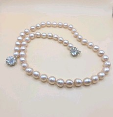 VintageJudith McCann Signed Shuvon Glass Pearl Necklace Dual-Hook Clasp 20″ 0176