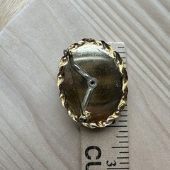 VTG Brooch Pin 2 Inch Hand Carved Art Glass Green Flowers Oval Gold Japan MCM