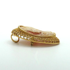 Victorian 18k Gold Carved Shell Cameo Pendant Brooch Pin Left Facing Woman Italy
