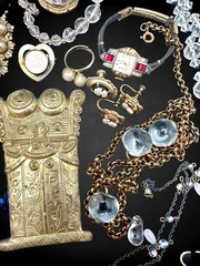 39pc Wearable & Repair Job Lot Antique Victorian Coral Glass Gold Filled Jewelry