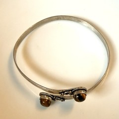 Ethnic Tiger’s Eye Gemstone Silver Tone Adjustable Cuff Bracelet / Arm Band 9.5”