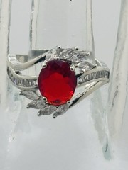 Vintage Faux Ruby Clear CZ Cubic Zirconia Silver Tone Ladies Band Ring Size 9.25