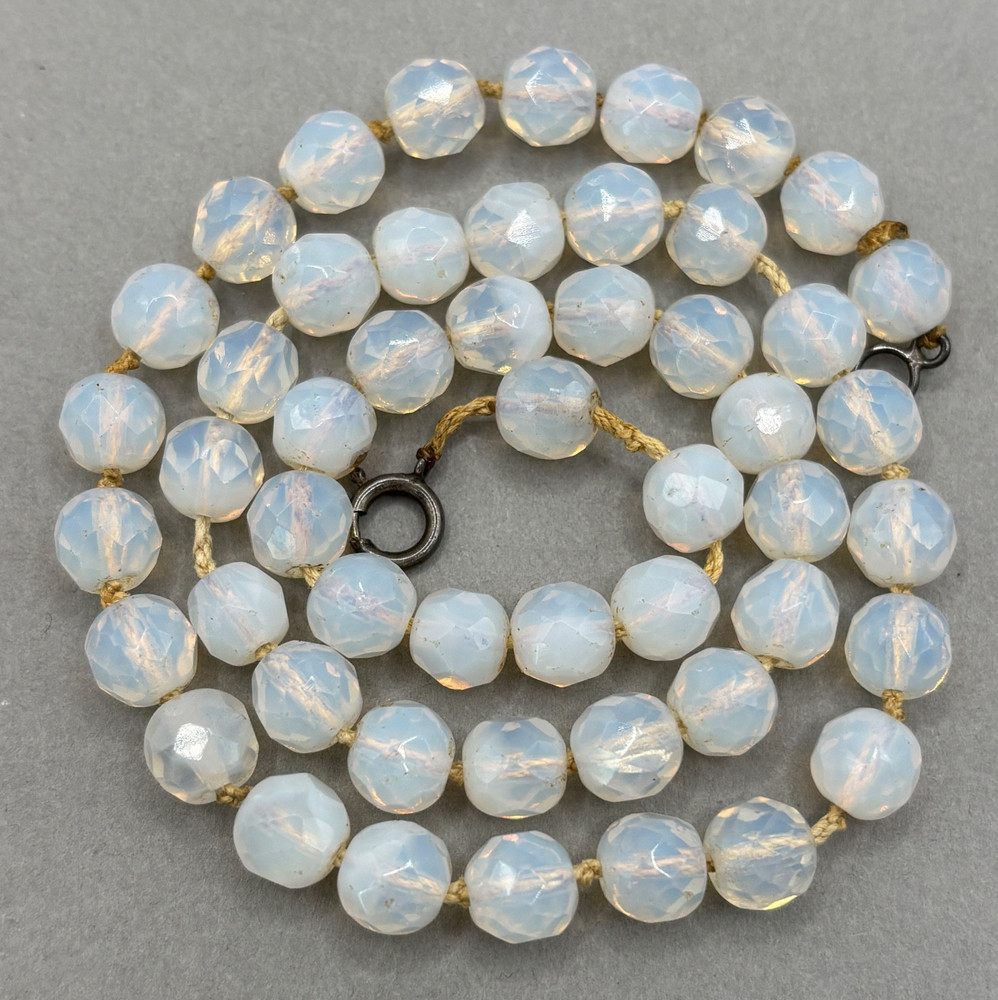 Vintage Opaline Opalite Beaded Necklace Faceted Art Glass Hand Knotted 18″
