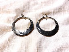Vintage Silver Tone Hammered Ear Wire 1.78″ Diameter Hoop Earrings