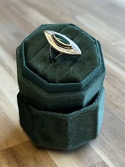 925 Sterling Silver Vintage Ring Marquise Shape Green Stone Sz 5.5