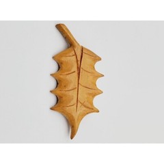 wood leaf brooch pin 3 1/8″