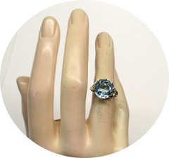 Sky-Blue TOPAZ Ring – 14k Solid Yellow Gold Vintage – c1940 Mtg.
