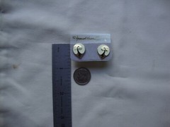 VINTAGE SAMUEL HUANG DESIGNER CLOISONNE PHOENIX BLACK WHITE ENAMEL STUD EARRINGS