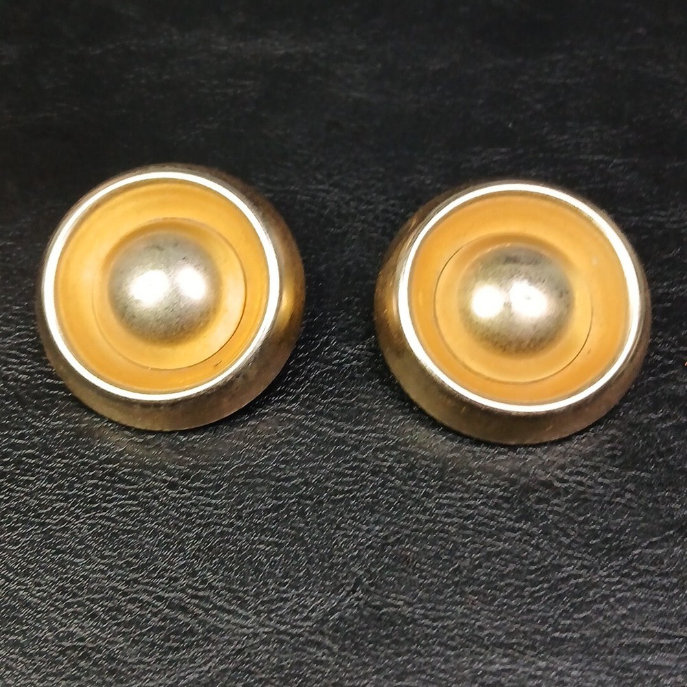 Vintage ERWIN PEARL Clip-on Earrings Gold Tone. 12-649