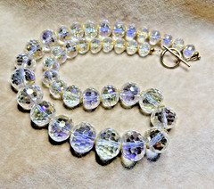 Vtg Aurora Borealis Crystal Faceted Graduated Necklace Toggle Clasp 18 “