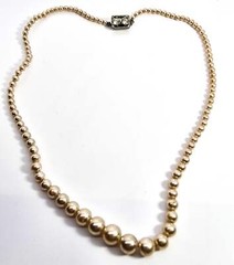 Graduated faux cream pearl single strand beaded rhinestone mid century Japan nec