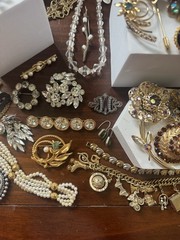 Vtg To Now Rhinestone Costume Jewelry Lot Hollycraft Mosaic Goldette 100+ Pcs