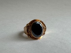 Large 18k Yellow Gold Onyx Old Persian Ring Size: 9.5, 10 grams