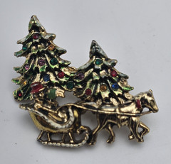 Vintage Brooch HORSE SLEIGH RIDE Pin CHRISTMAS TREES Holiday Costume Jewelry