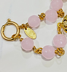 VINTAGE 1980 CHANEL ROSE PINK GRIPOIX POURED GLASS GOLD MEDALLION 35″ NECKLACE