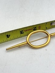 Vintage Matte Gold Tone Oval Ring Scarf Pin Brooch Modernist Minimalist 4″