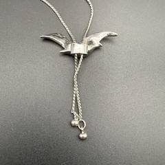 Vintage Avon Silver Tone Bird Pendant Bolo Necklace Adjustable Lariat Modernist
