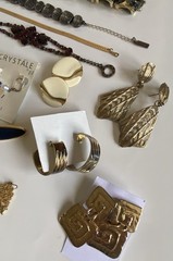 Vintage Jewelry Lot 71 PC Coro Joan Rivers Lisner Trifari Many Signed