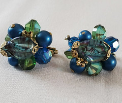 Vtg VENDOME Gold Faux Pearls Blue Glass Balls Beads Clip On Earrings
