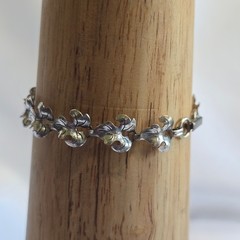 Vtg Sterling Silver Leaf Bracelet 7.32g Fine Jewelry 7.25″ Floral Fold Over