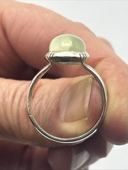 Vtg Sterling Silver 925 Oval Green Cabochon Prehnite Gemstone Ring size 10