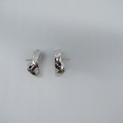 Abstract Art Pierced Earrings Curvy Silver Tone Edgy Retro Style