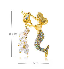 Vintage Mermaid Brooch Crystal Rhinestone Tassel Pin Elegant Gold Tone Ocean