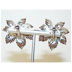 SILVERY MAPLE Leaf Vintage 1958 Clip On Earrings